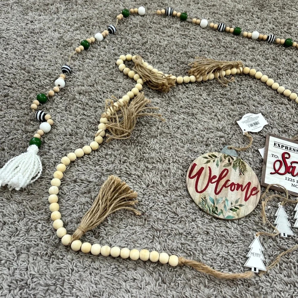 Christmas Decor Bundle Wood Bead Garlands Santa Sign Welcome Ornament 10pc‎ Set